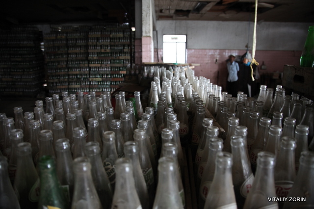 Заброшеный завод Pepsi. Камбоджа, Баттамбанга zavod pepsi kambodja 26 - Заброшеный завод Pepsi. Камбоджа, Баттамбанга